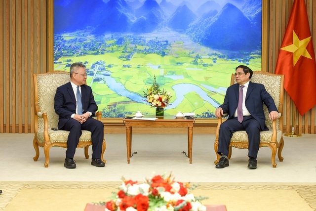 PM pushes for close ties between Vietnam and China